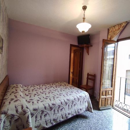 Hostal Plaza Ciudad Rodrigo Bagian luar foto