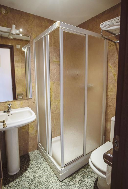 Hostal Plaza Ciudad Rodrigo Ruang foto