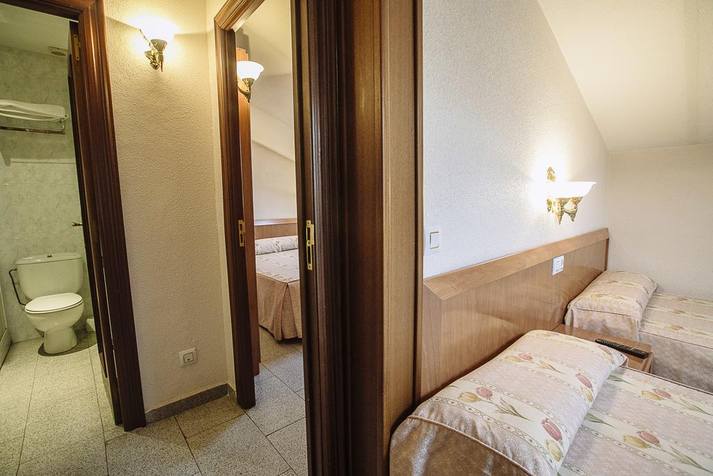 Hostal Plaza Ciudad Rodrigo Ruang foto