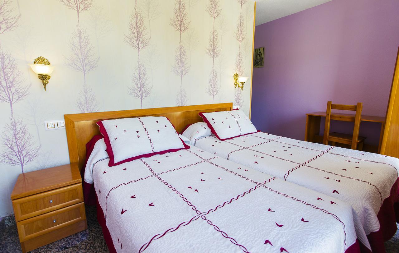 Hostal Plaza Ciudad Rodrigo Bagian luar foto