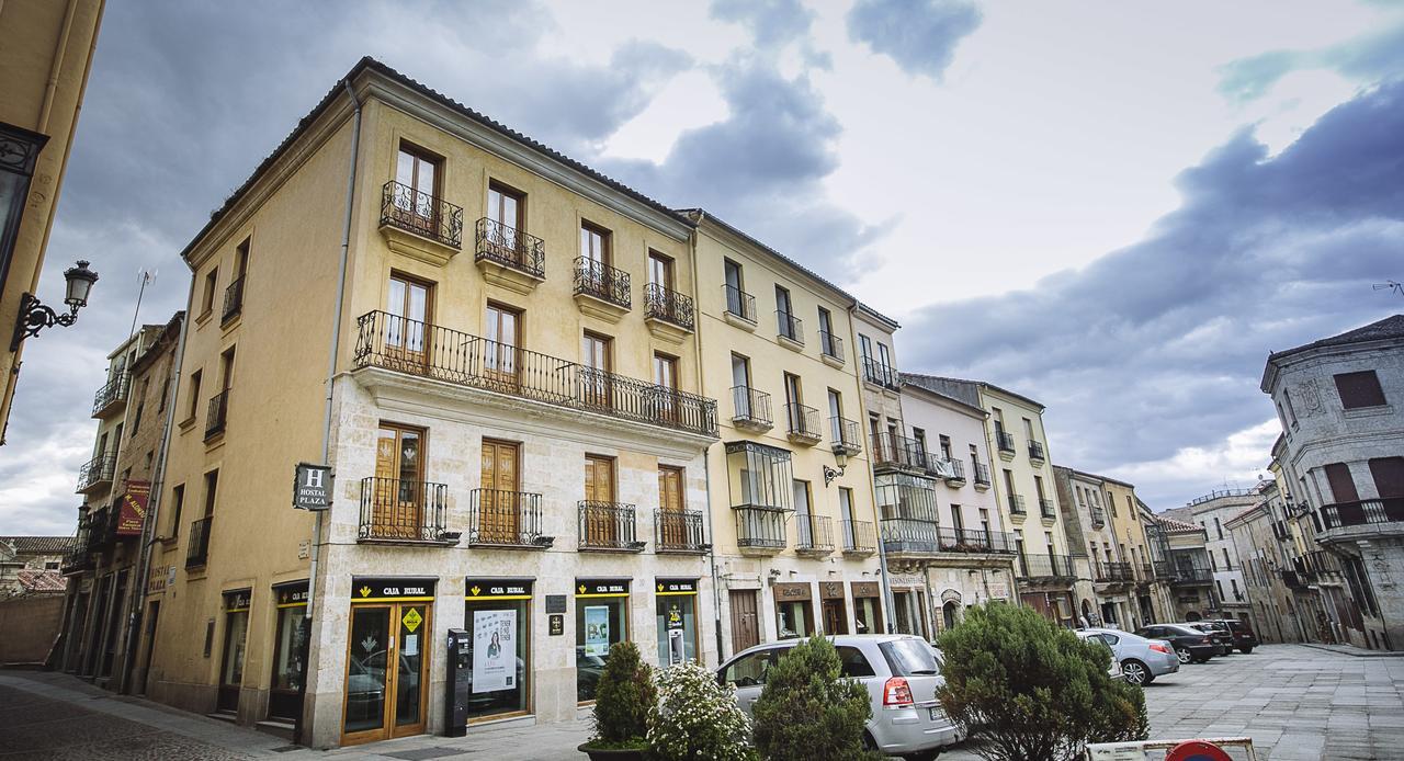 Hostal Plaza Ciudad Rodrigo Bagian luar foto